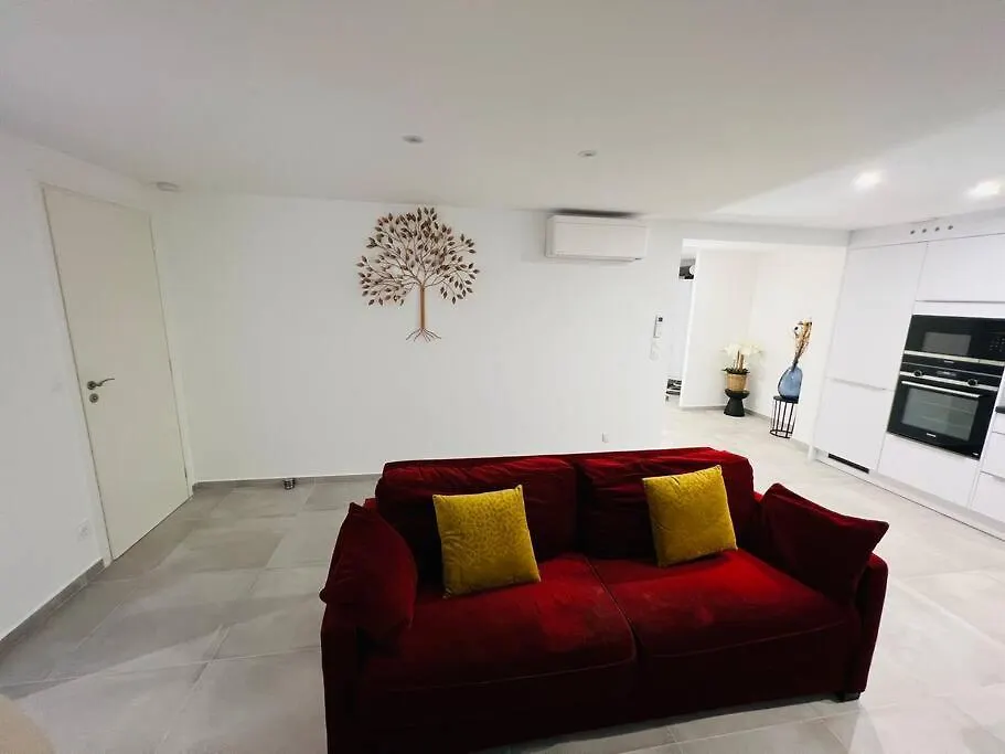 Logement Design Entier Neuf A Paris Gentilly 0*,